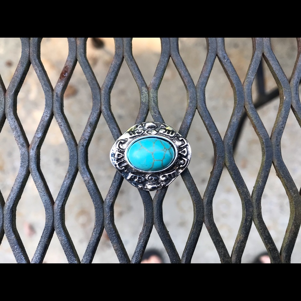 Turquoise Ring - Picture 8 of 8